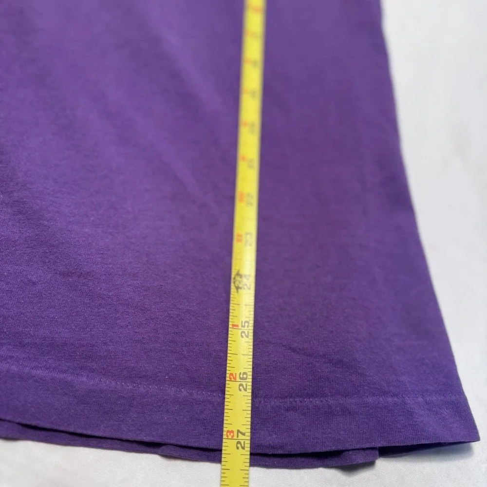 Vintage 1990 Guess Georges Marciano Purple Graphic T-Shirt New York Paris USA M - Picture 7 of 7
